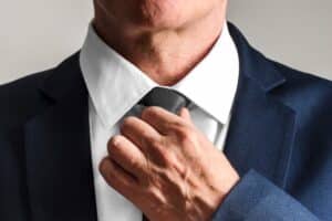 Hombre con corbata